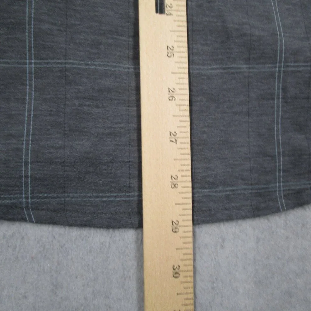 Travis Mathew Shirt Mens Medium Gray Check Short Sleeve Performance Casual Work - Picture 6 of 7